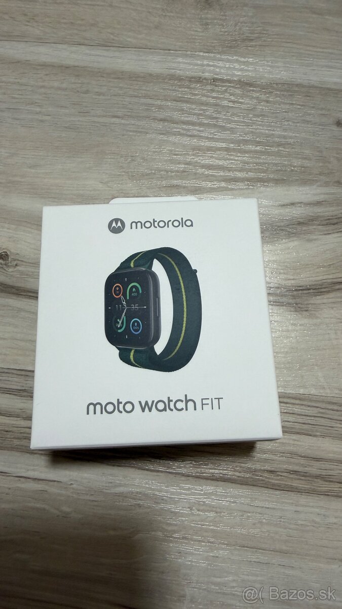 Novinka Motorola Edge 70 zelenej farby + hodinky + sluchadla - 10