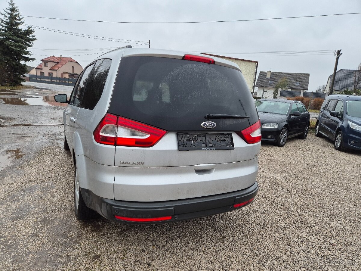 Ford galaxy - 10