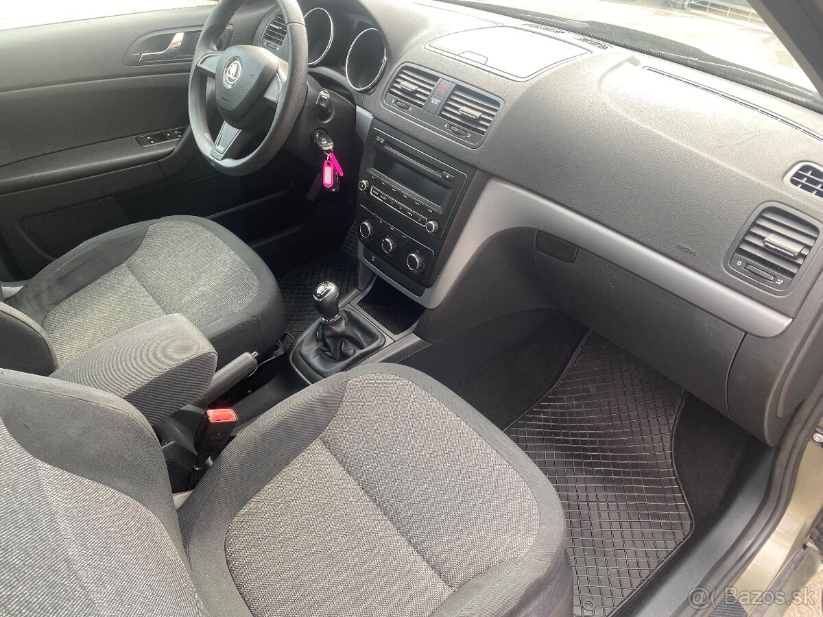 Škoda Yeti 1.2 TSI Active - 10