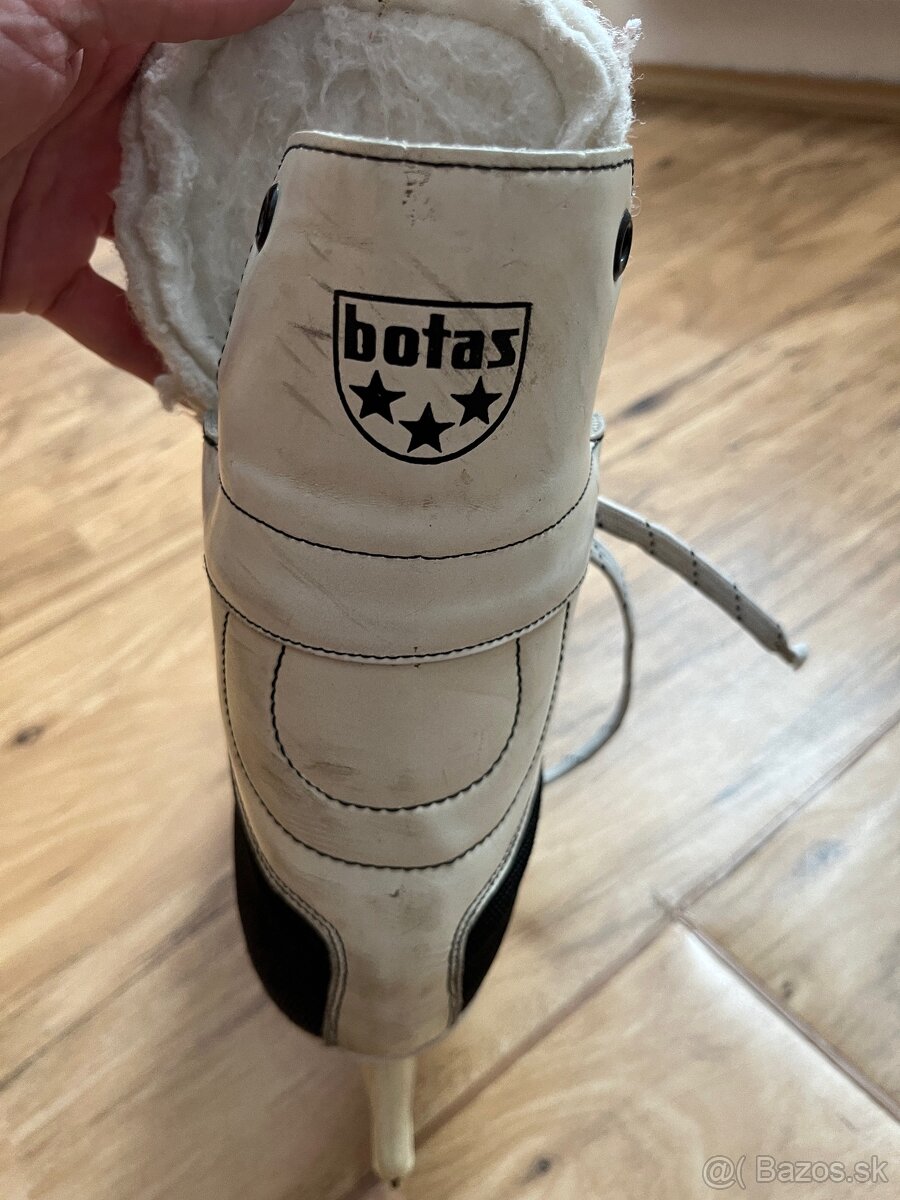 Brusle Botas - 10