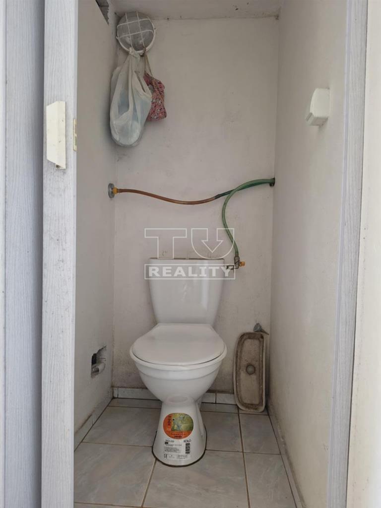 Na predaj CHATA v obci Dohňany - 10