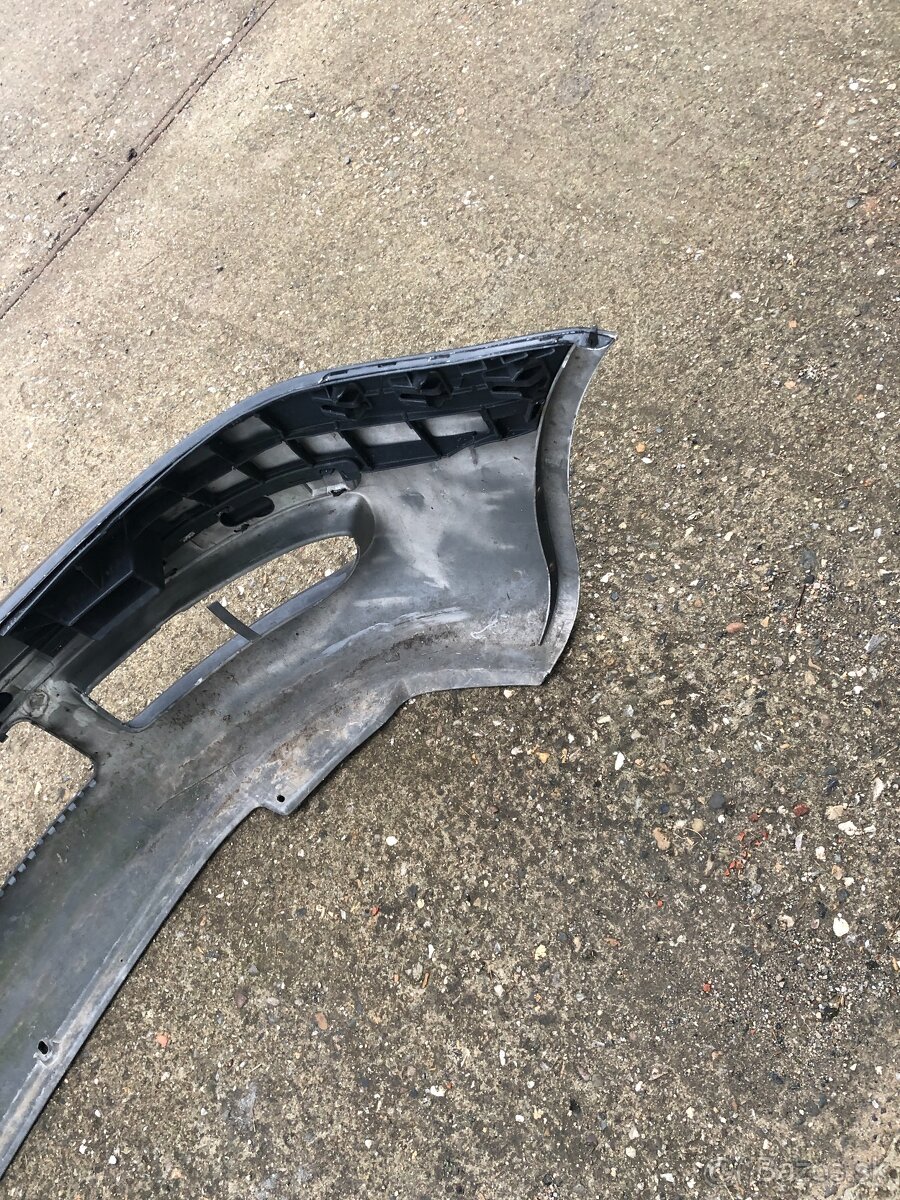 orig predni naraznik skoda superb 1 I cerny - 10