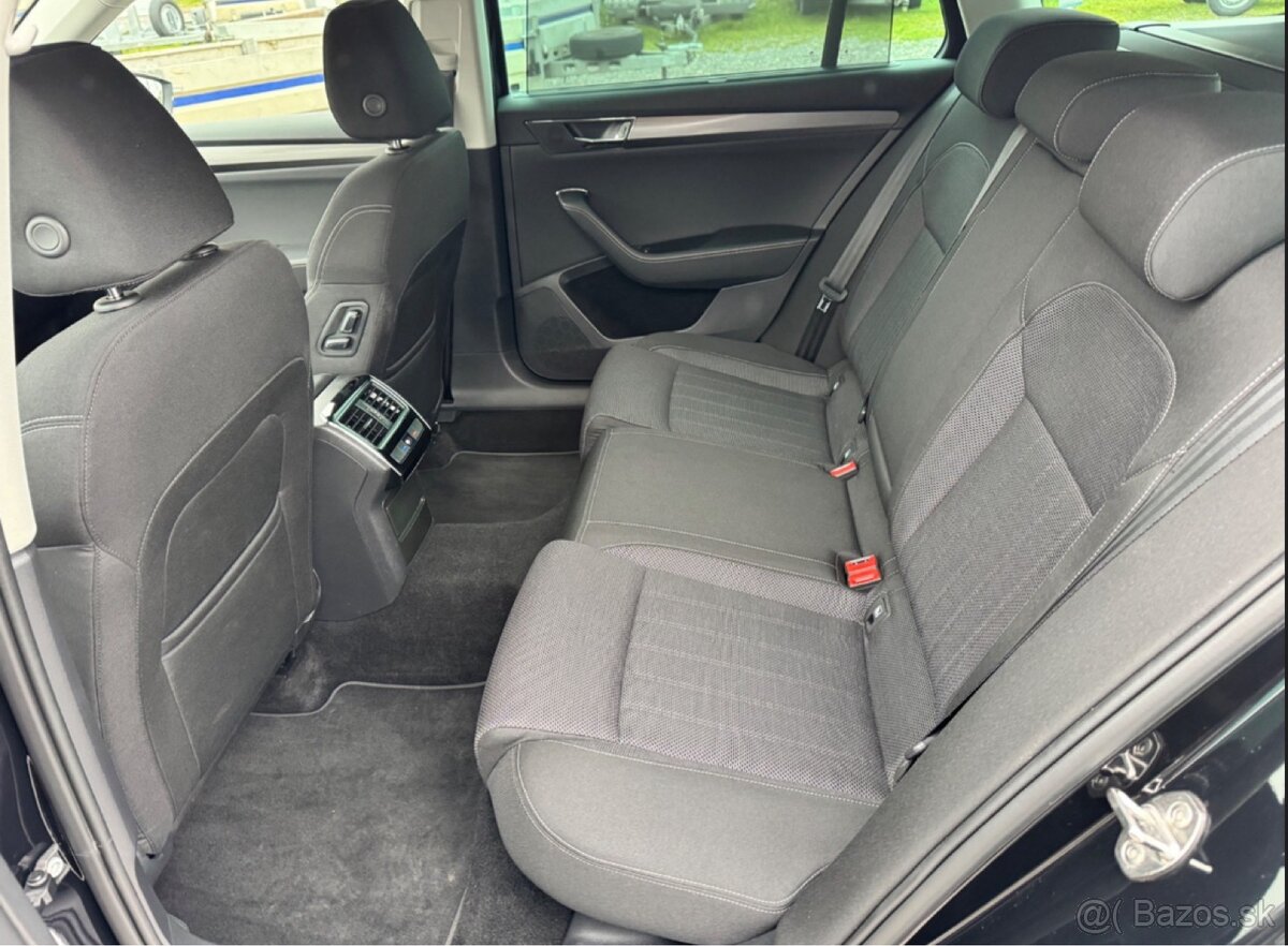 Škoda Superb Combi 2.0 TDI SCR Style DSG - 10
