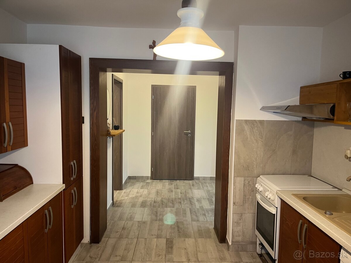 prenájom 2izb. bytu - 10
