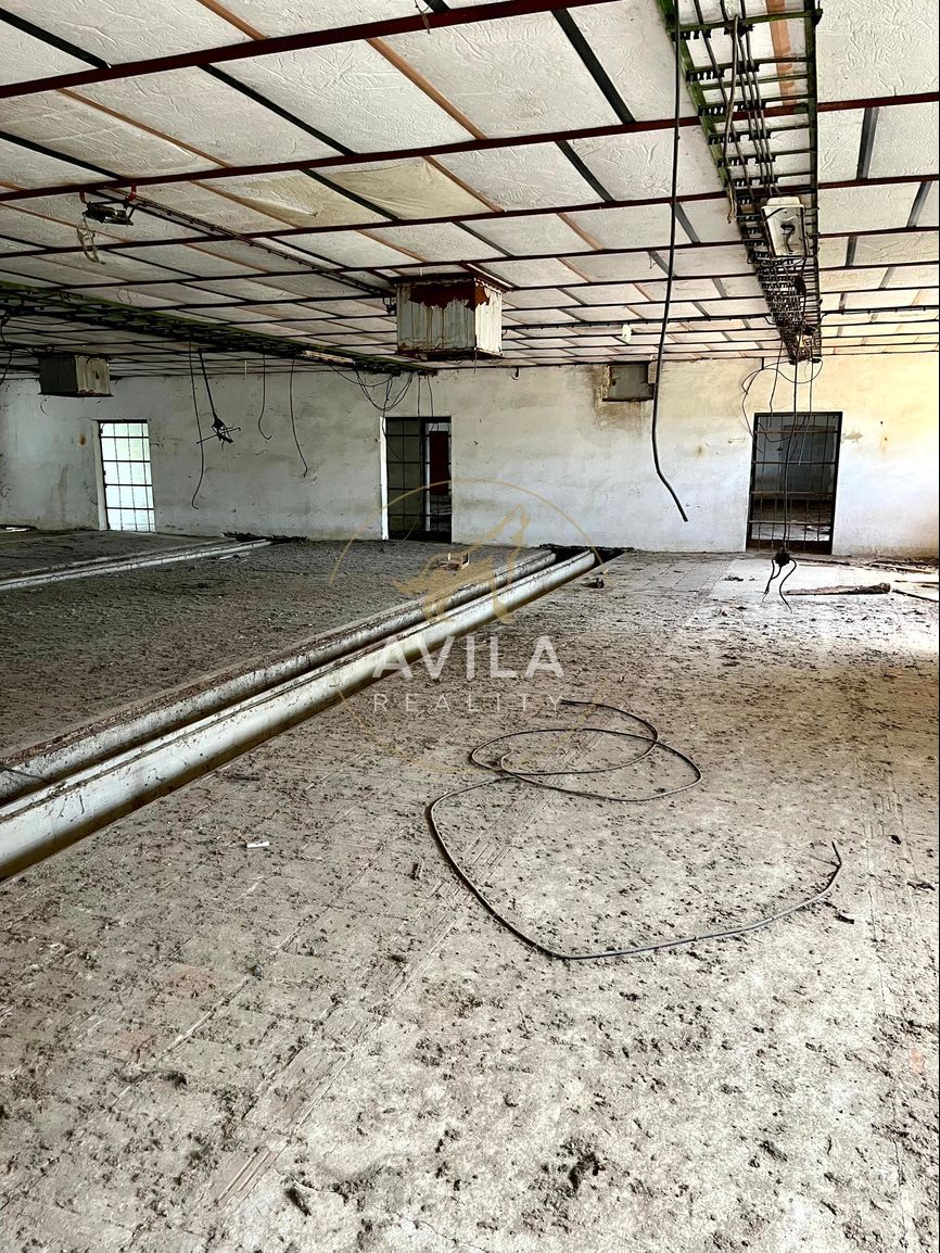 Predaj | Hospodárske budovy v areáli družstva | Hrádok - 10