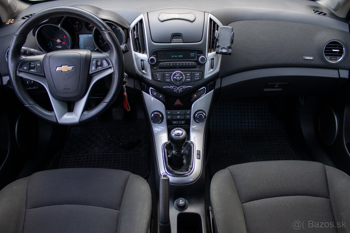 Chevrolet Cruze 1.7 D 96kW - 10