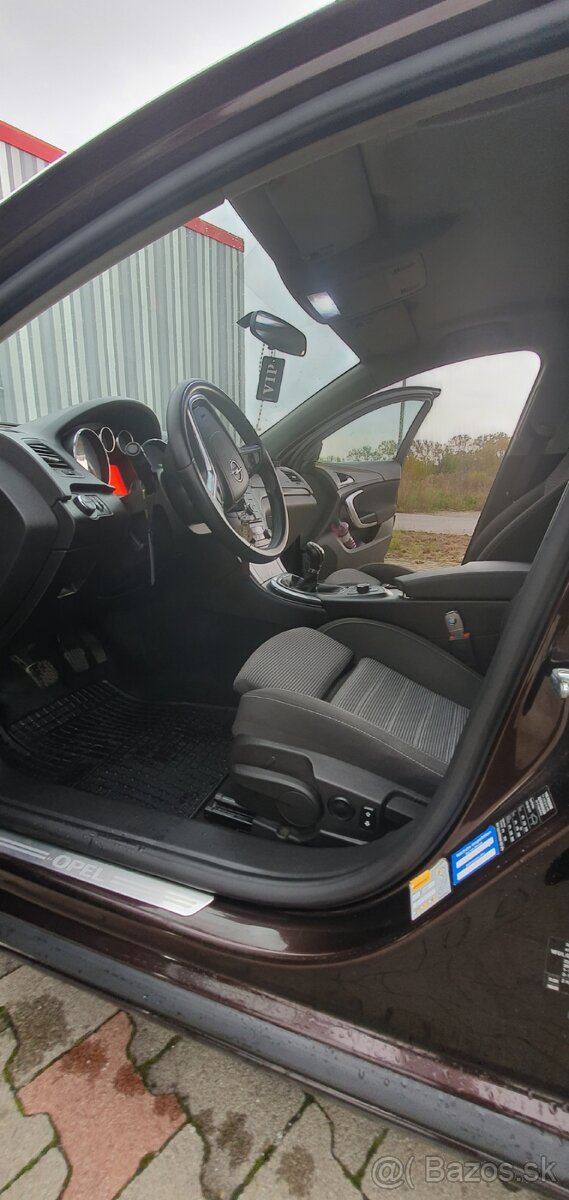 Opel Insignia 2.0CDTI 96kw - 10