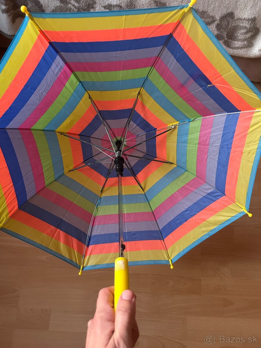 Tri detské dáždniky - 10