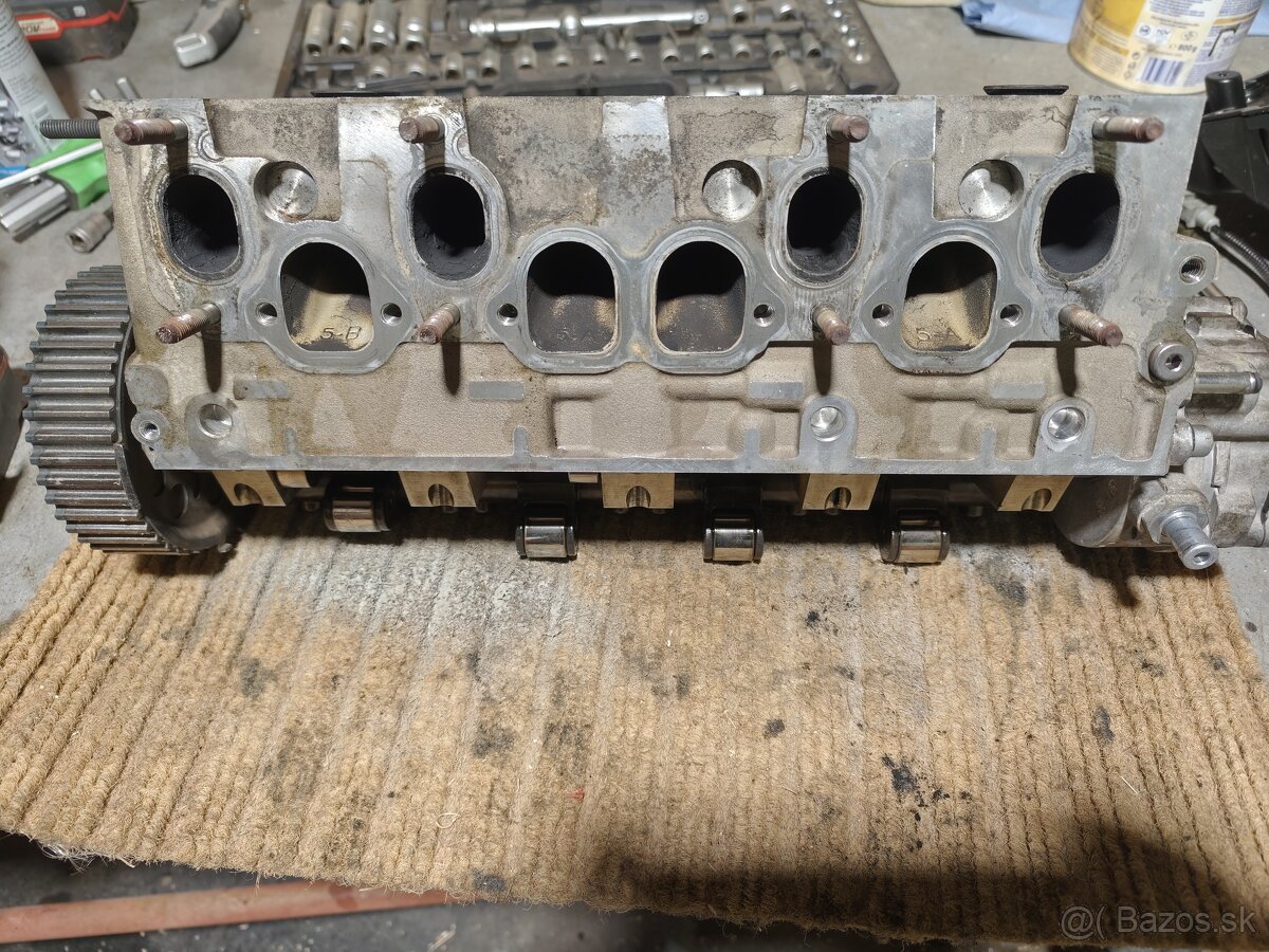 Rozpredám diely motora - 10