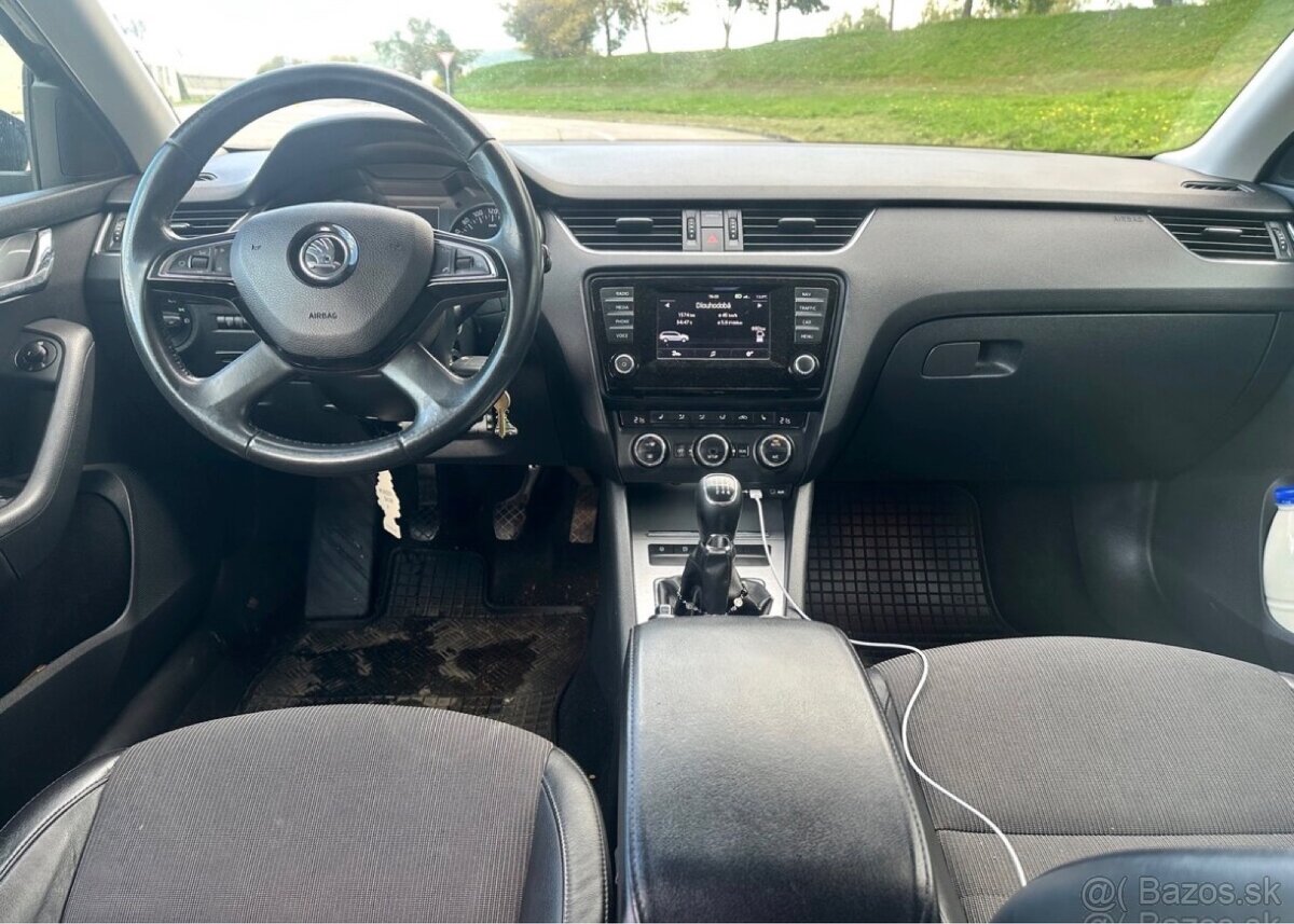 Škoda octavia 2.0tdi 110kw , xenon, navi - 10