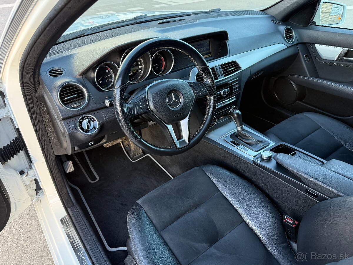 Mercedes-Benz C 220 - 10