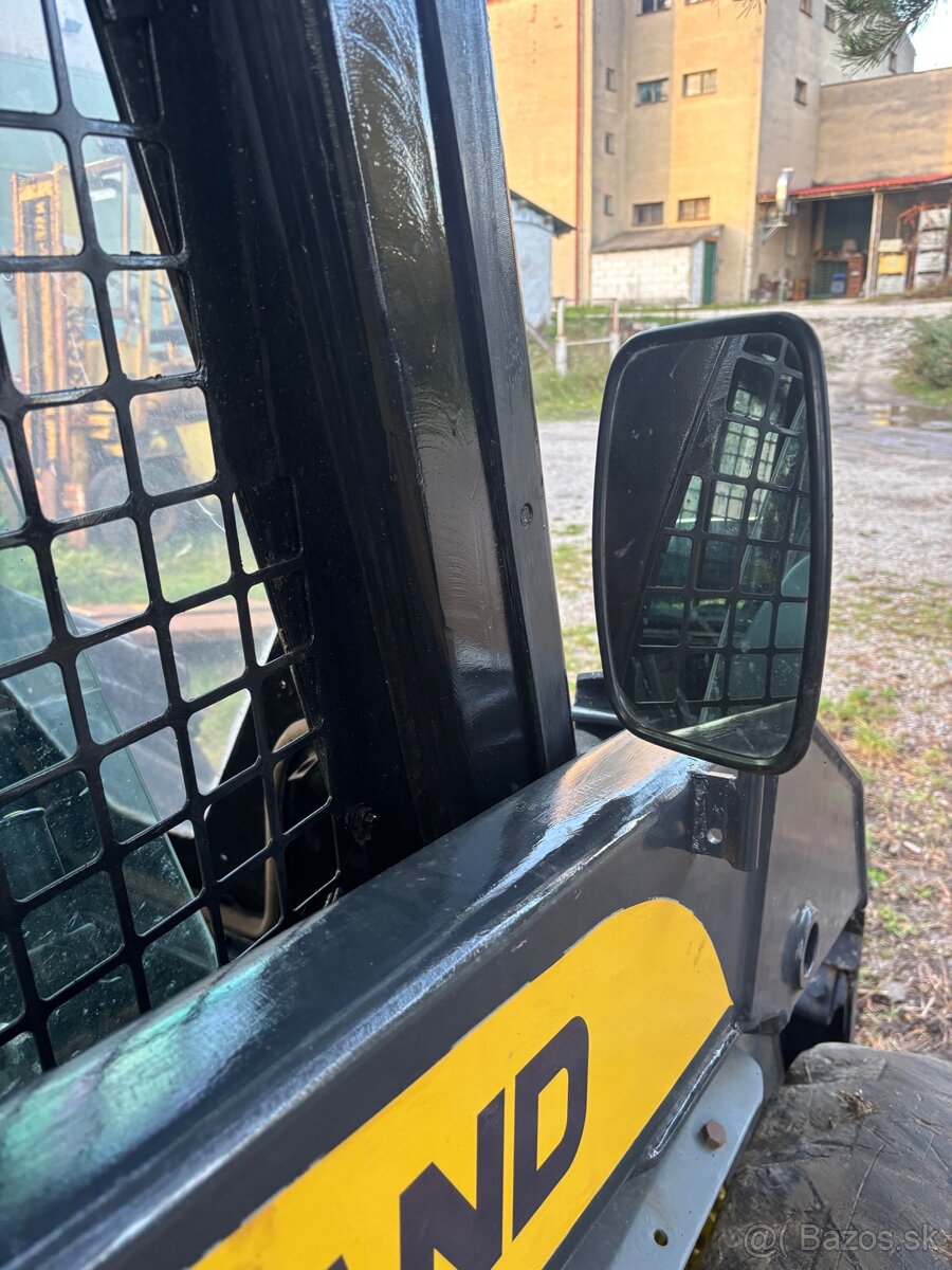 New Holland LX 565 - 10