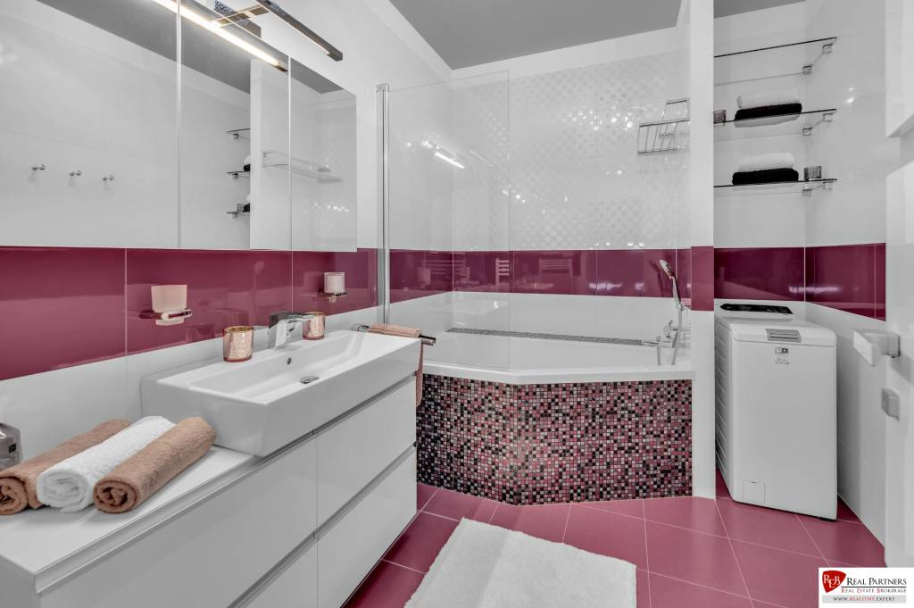 Predaj, Luxusný 4 izbový byt, 180 m2 + 25 m2, Condominium Re - 10