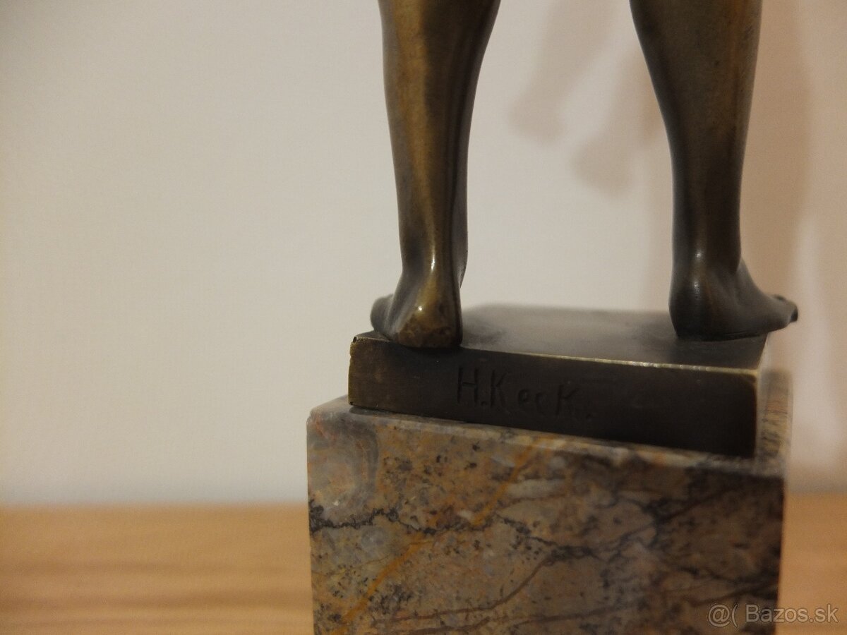 BRONZOVÁ POSTAVA-HANS KECK KOLEM 1900 - 10