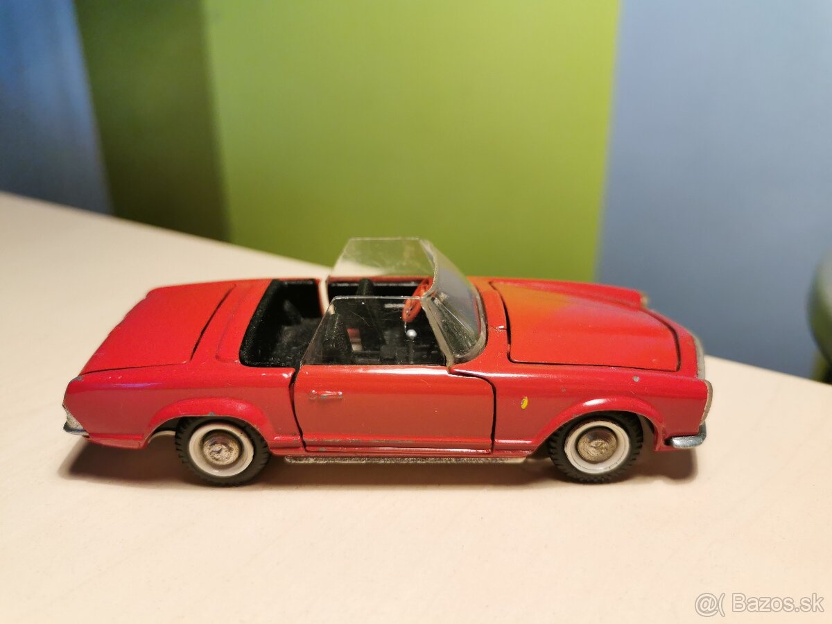 Tekno Denmark Mercedes 230 SL cabrio - 10