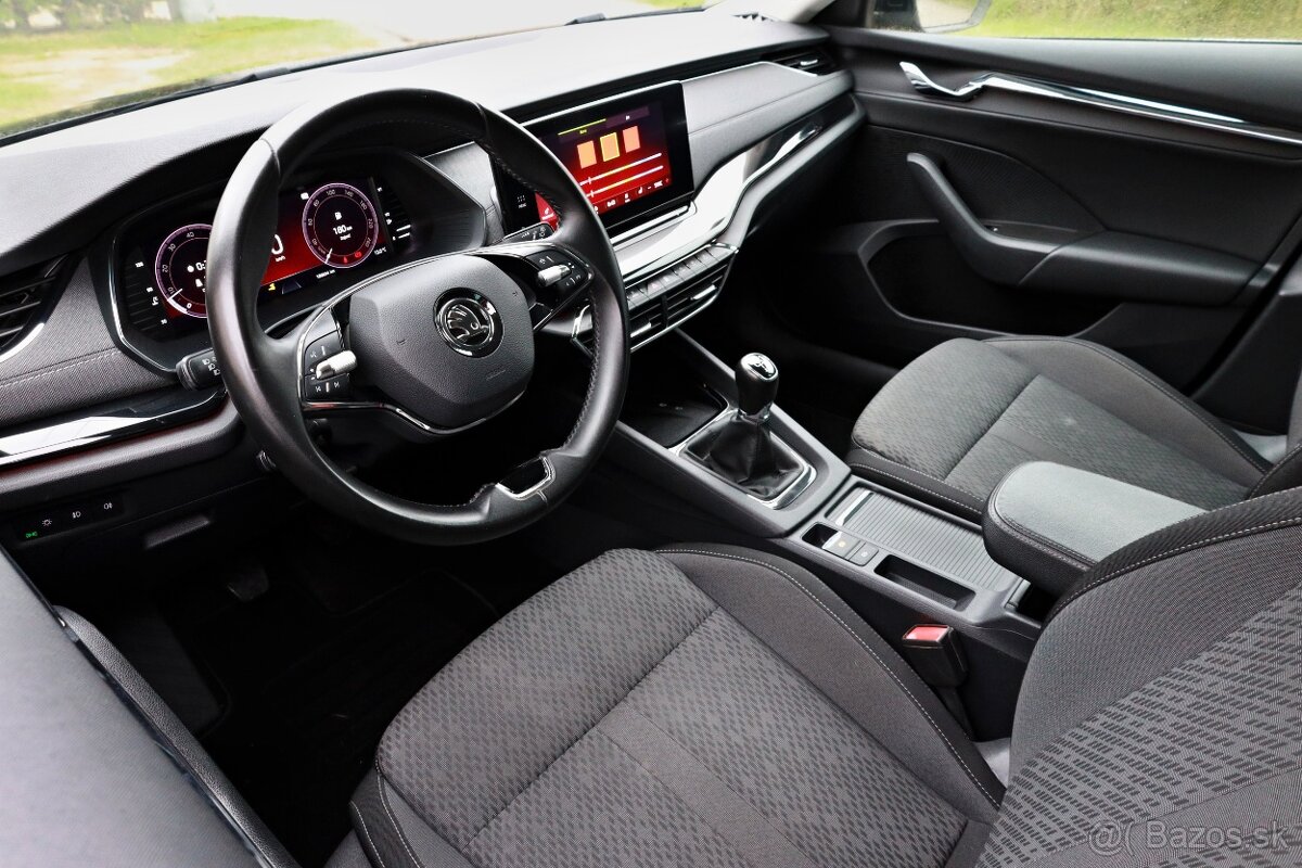 octavia combi 4 1.5 TSI 110Kw First Edition rok 2020 - 10