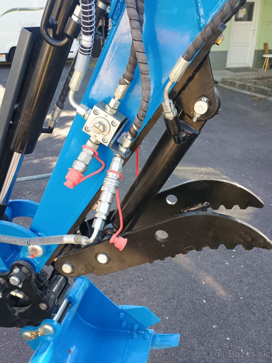 Minibáger Rippa- Kubota motor - 10