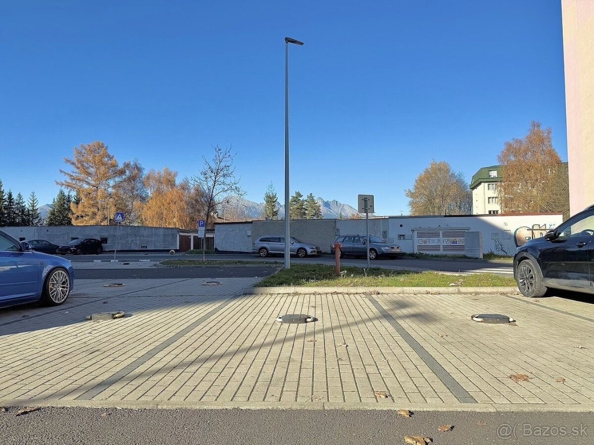 3 izbový byt v URSUSE s parkovacím státím, zariadený - 10