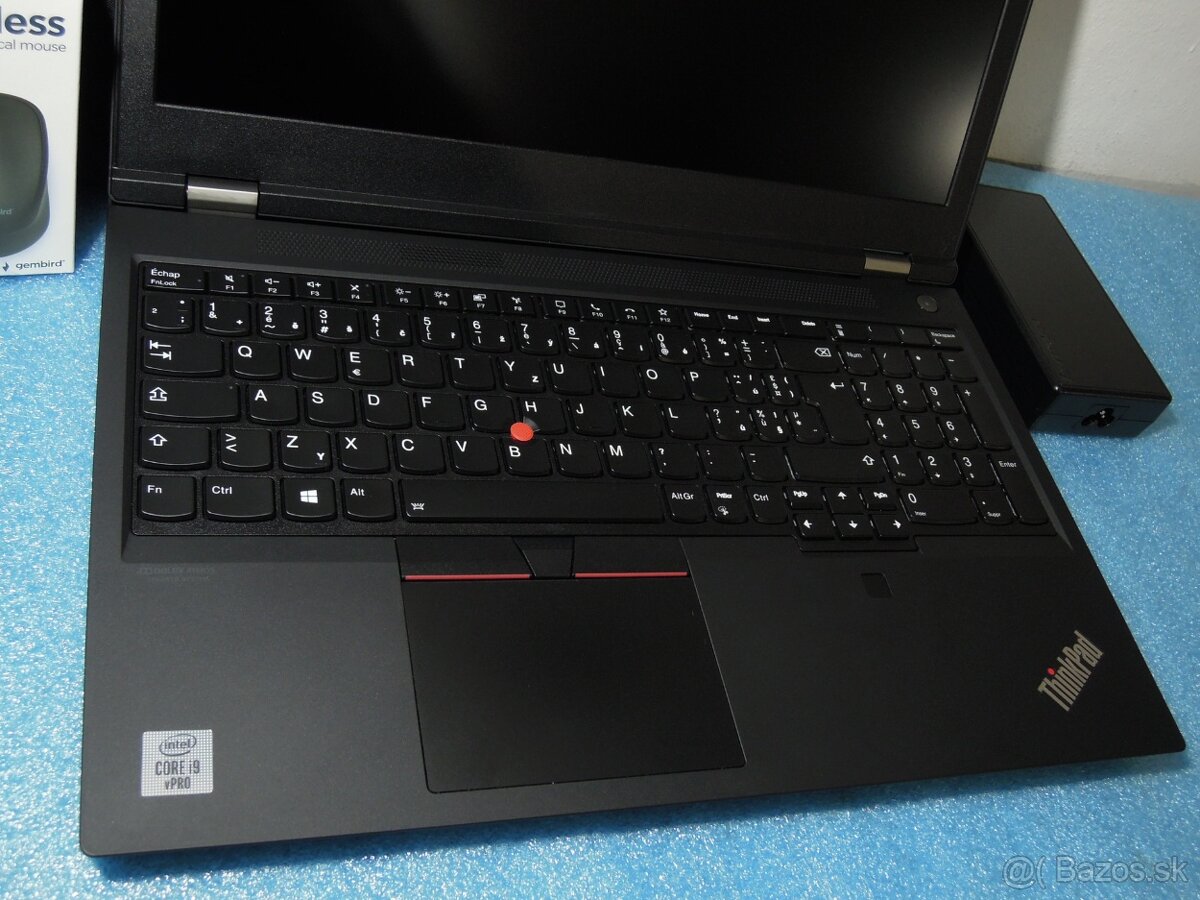 Lenovo ThinkPad P15 Workstation i9-10885H SSD 1TB RTX 4000 - 10