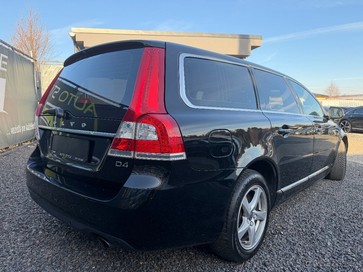 Volvo V70 D4 2.0L Drive-E Summum Geartronic - 10