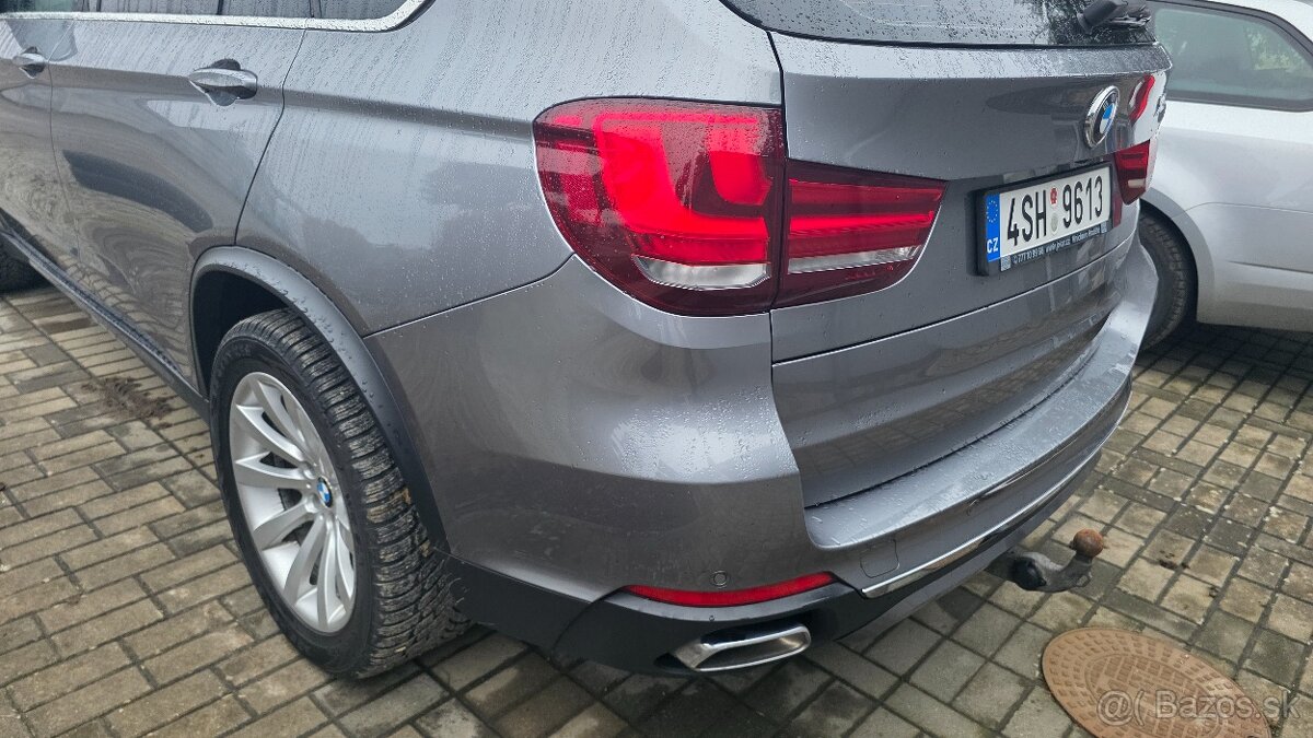 BMW x5 4.0dA r. 2017 TOP stav - 10