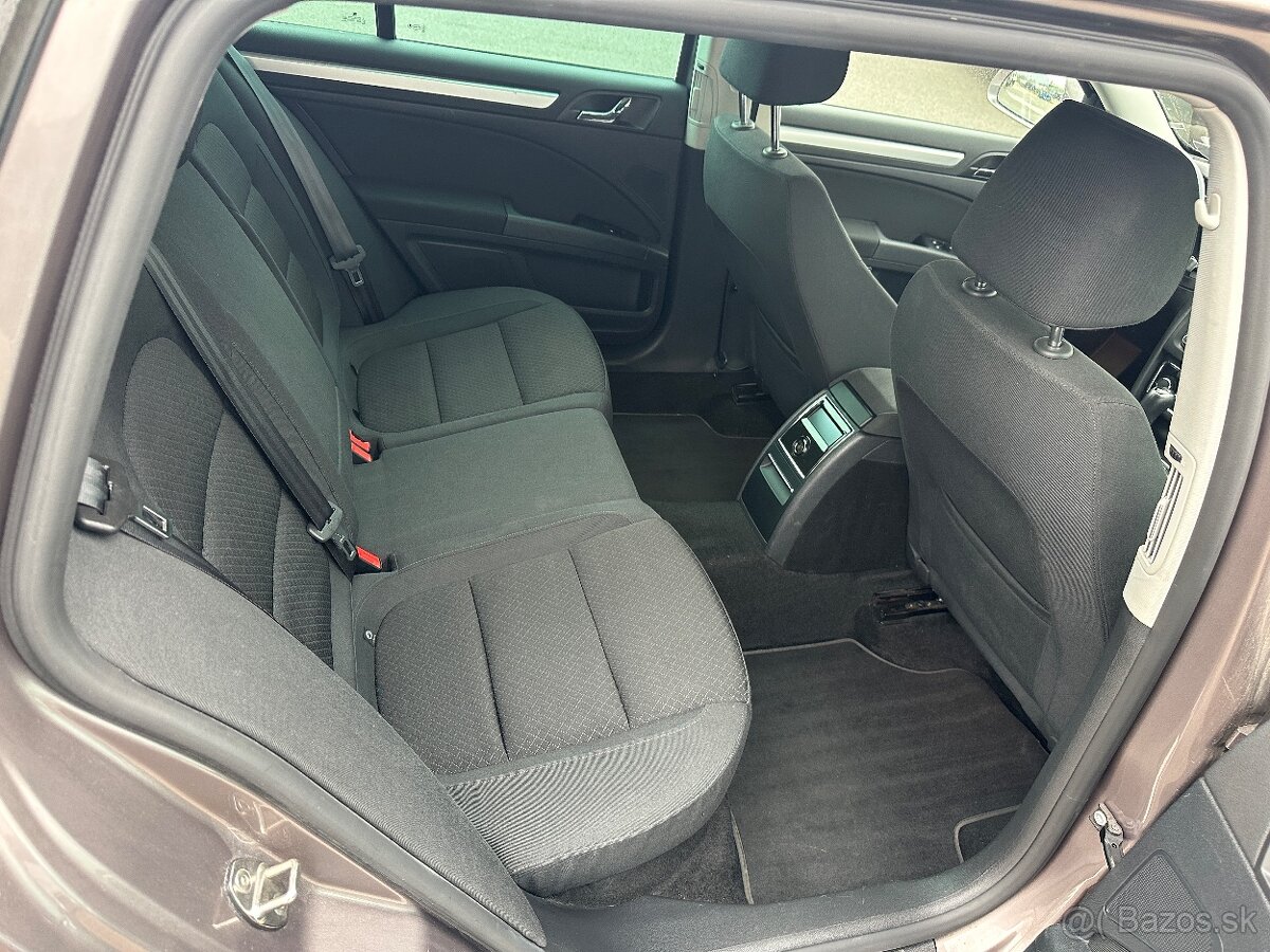 Rezervované—Škoda superb 2 dsg facelift - 10