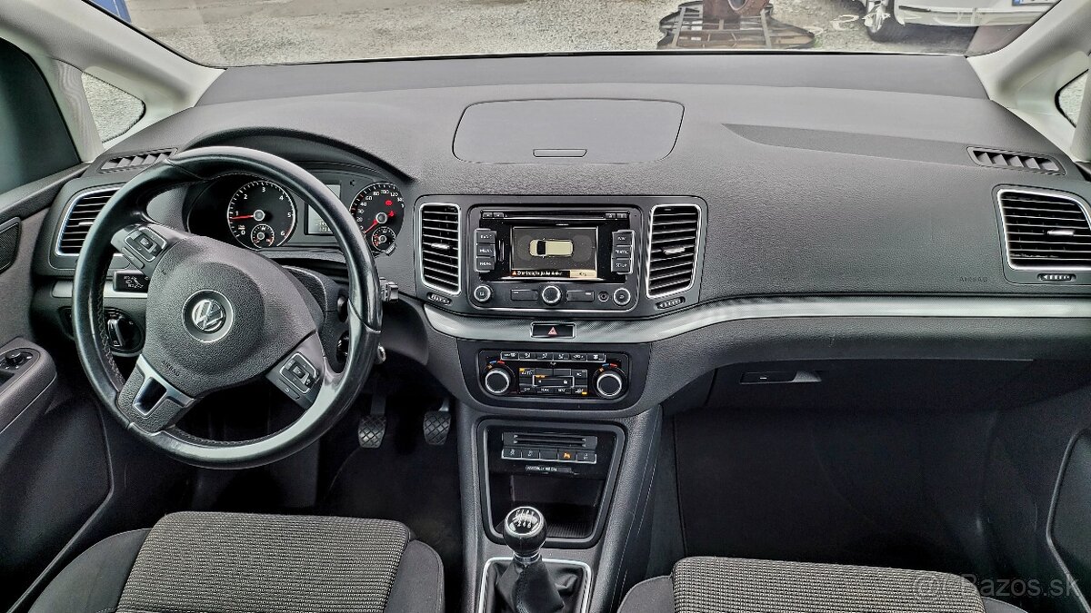 Volkswagen Sharan 2.0 TDI BMT-103 kw Comfortline 7M - 10