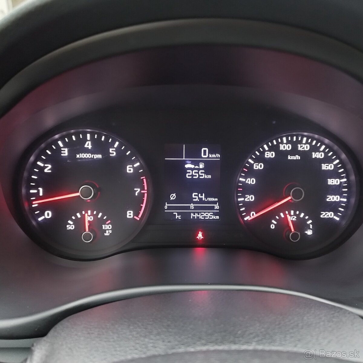 Kia Stonic 1,4 CVVT , M6 - 10