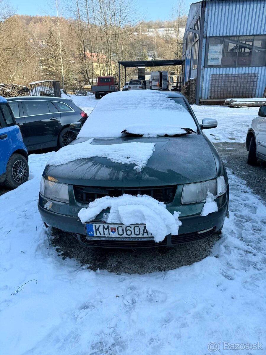 Predám na diely - 10