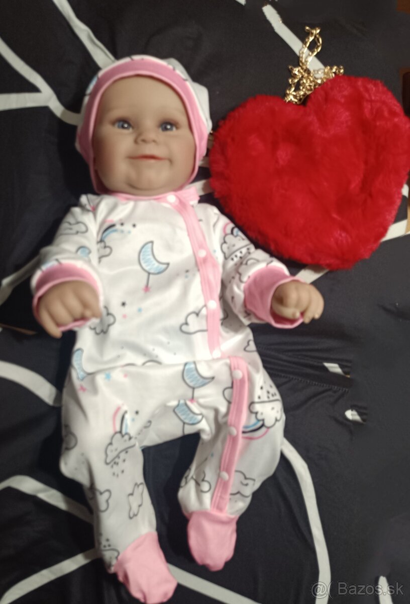 Realistická bábika Julinka - 10