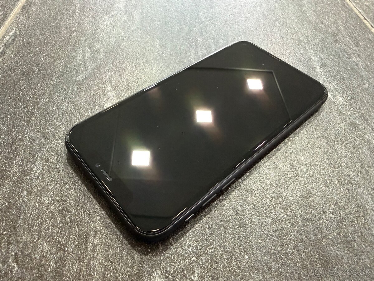 Apple iPhone 11 64 GB Black NOVÝ - 10