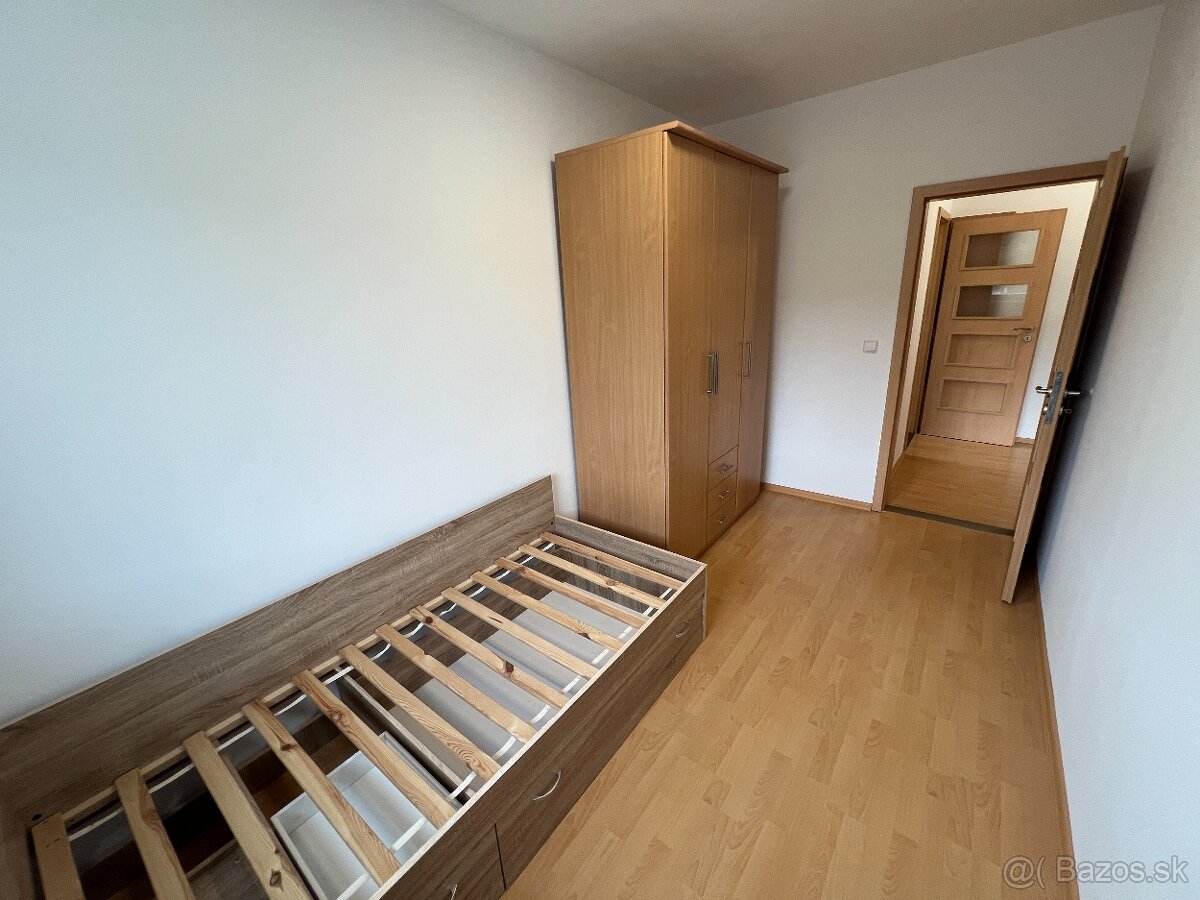 Prenájom 3 izb. zariadený byt J. Smreka, Bratislava - DNV - 10