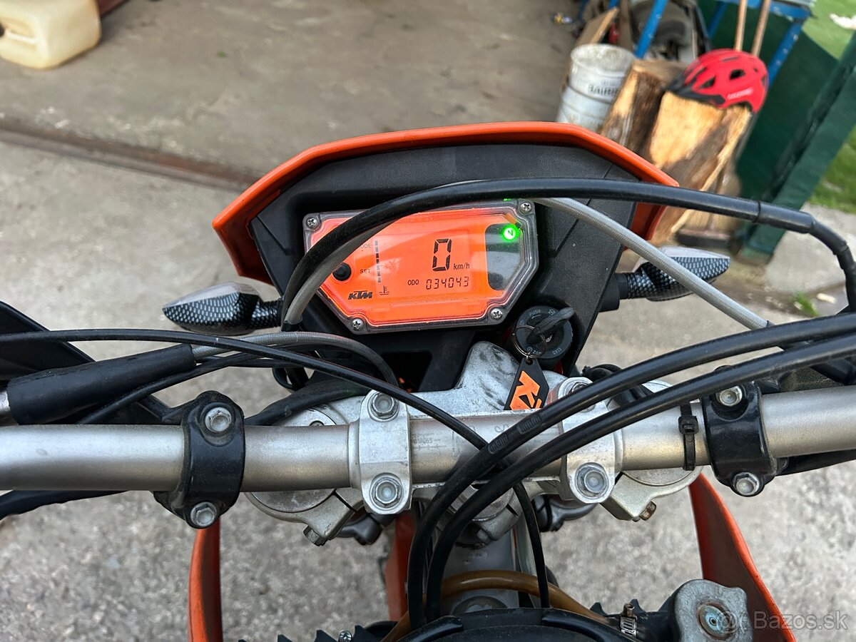 Ktm - 10