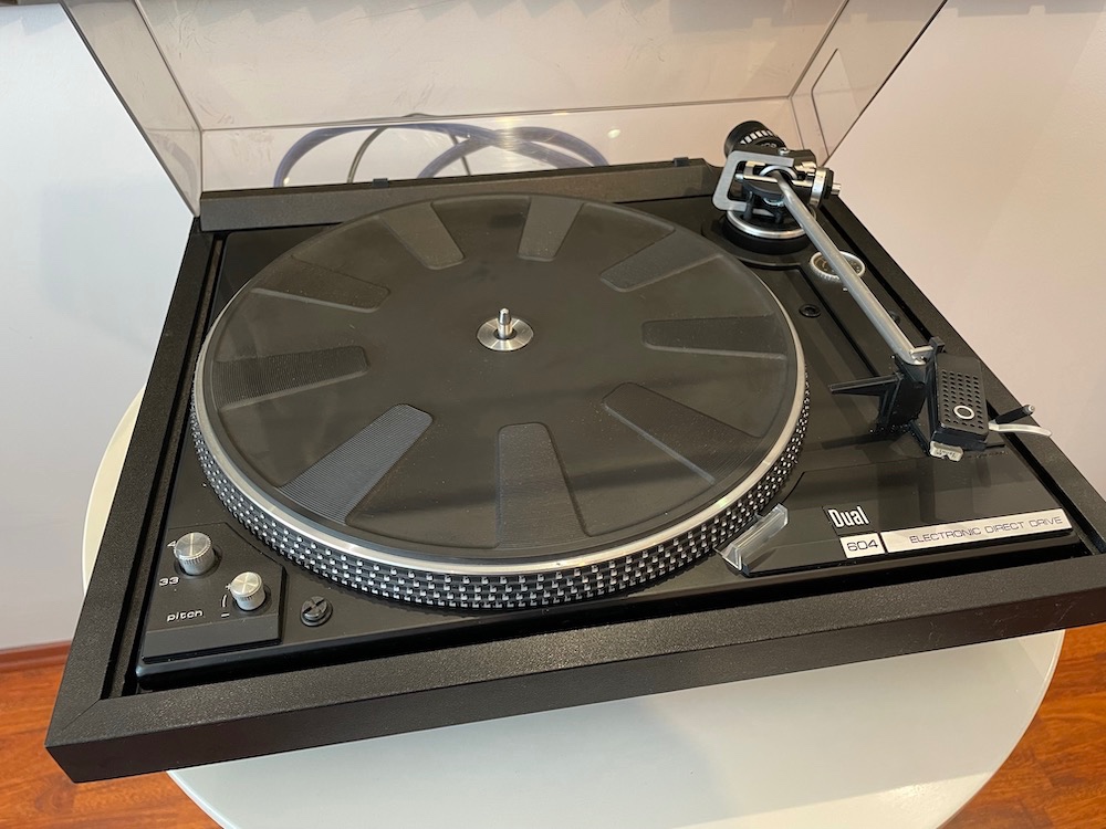 Gramofón Dual CS604 - Direct Drive - 10