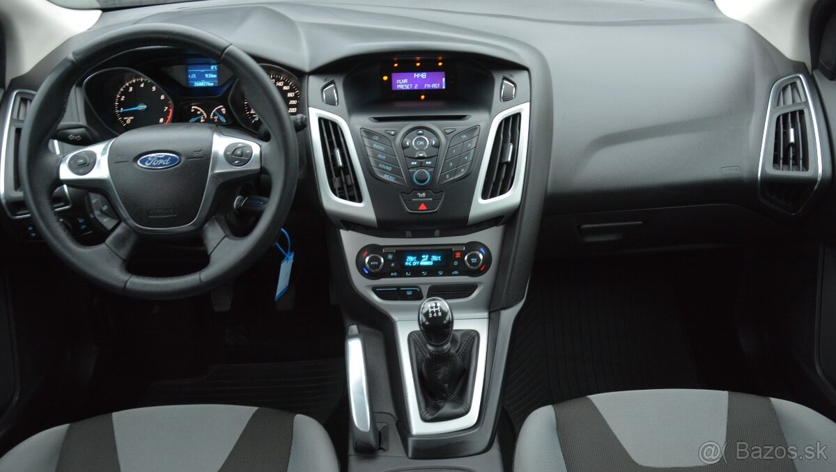 Ford Focus Array 1.60 SR voz - 10