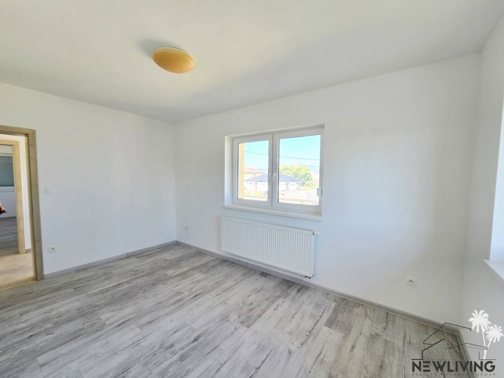 NA PREDAJ Novostavba 6 izbový dom Horná Streda - 10