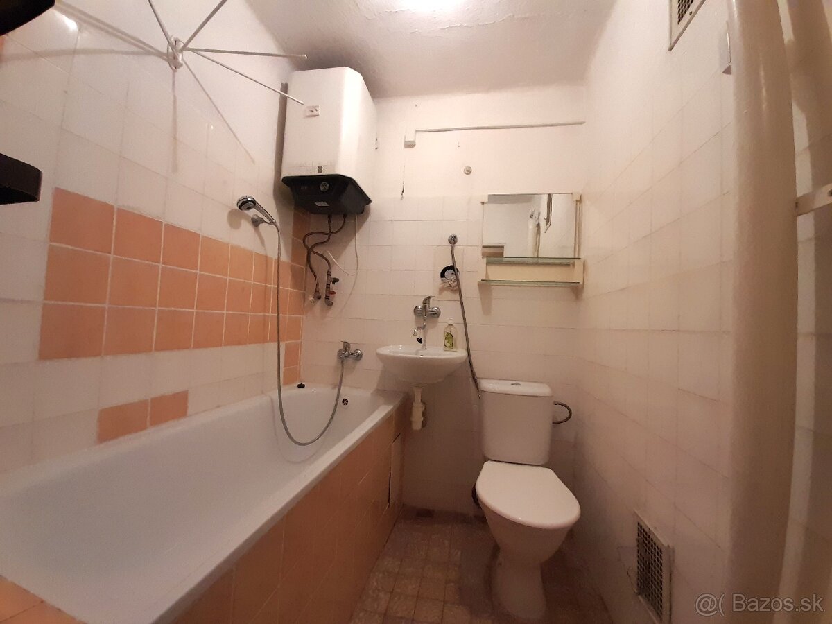 Predáva sa 1 izbový byt, 34m2, Košice - Šaca - 10