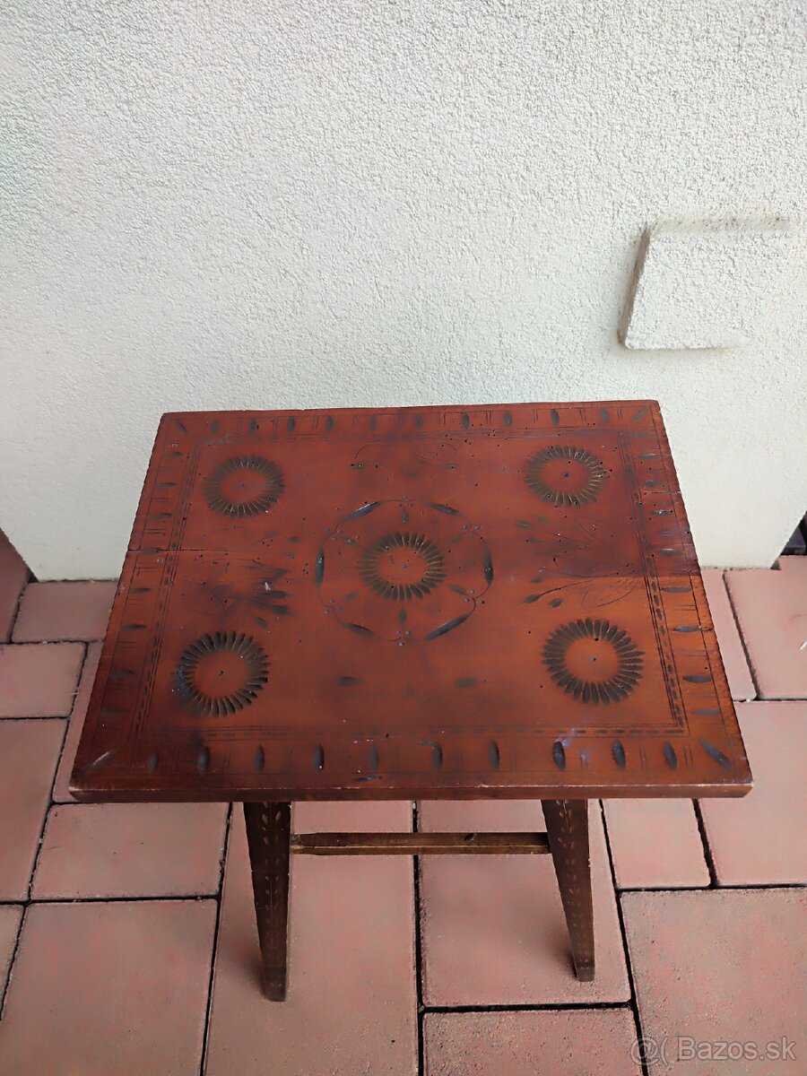 Ľudový nábytok - 10