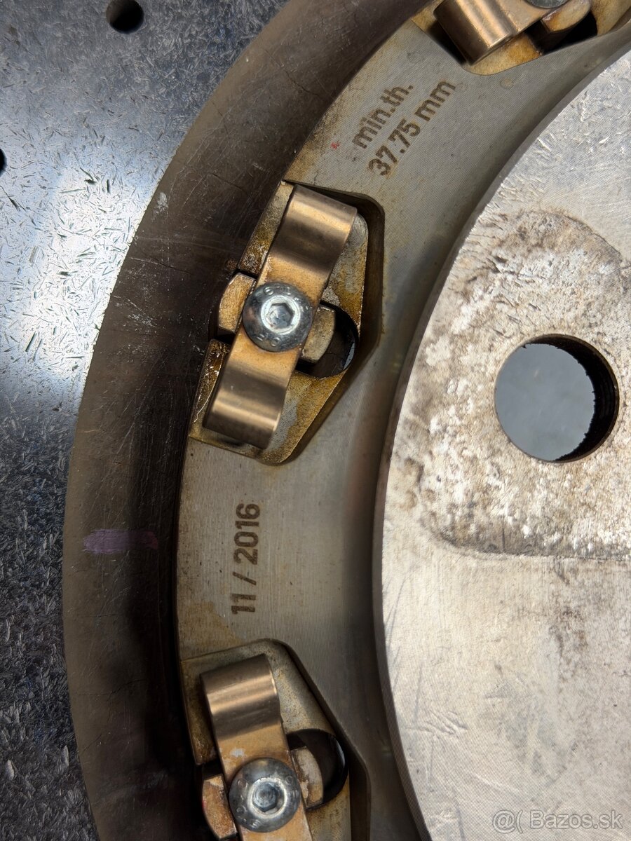 Keramické kotúče Porsche Cayenne PCCB - 10