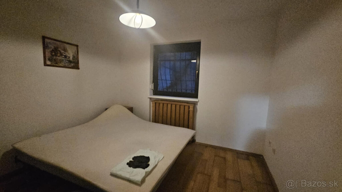 Prenájom priestranného apartmánu s nádherným výhľadom. - 10