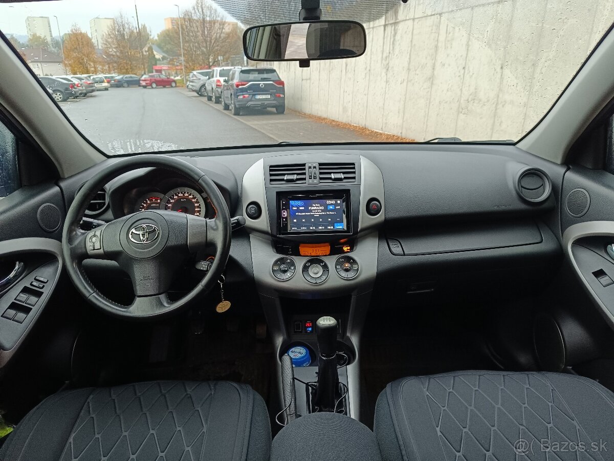 Toyota RAV4 2.0 + LPG - 10