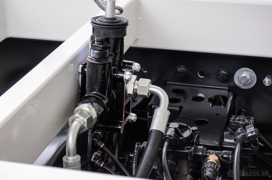 TROJSTRANNÝ SKLÁPAČ + HYDRAULICKÁ RUKA MERCEDES ATEGO 1218 - 10