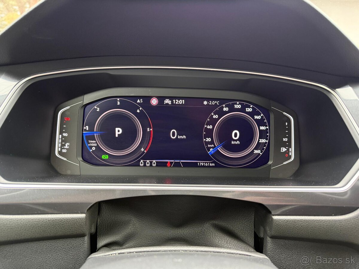 Volkswagen Tiguan Allspace - 10