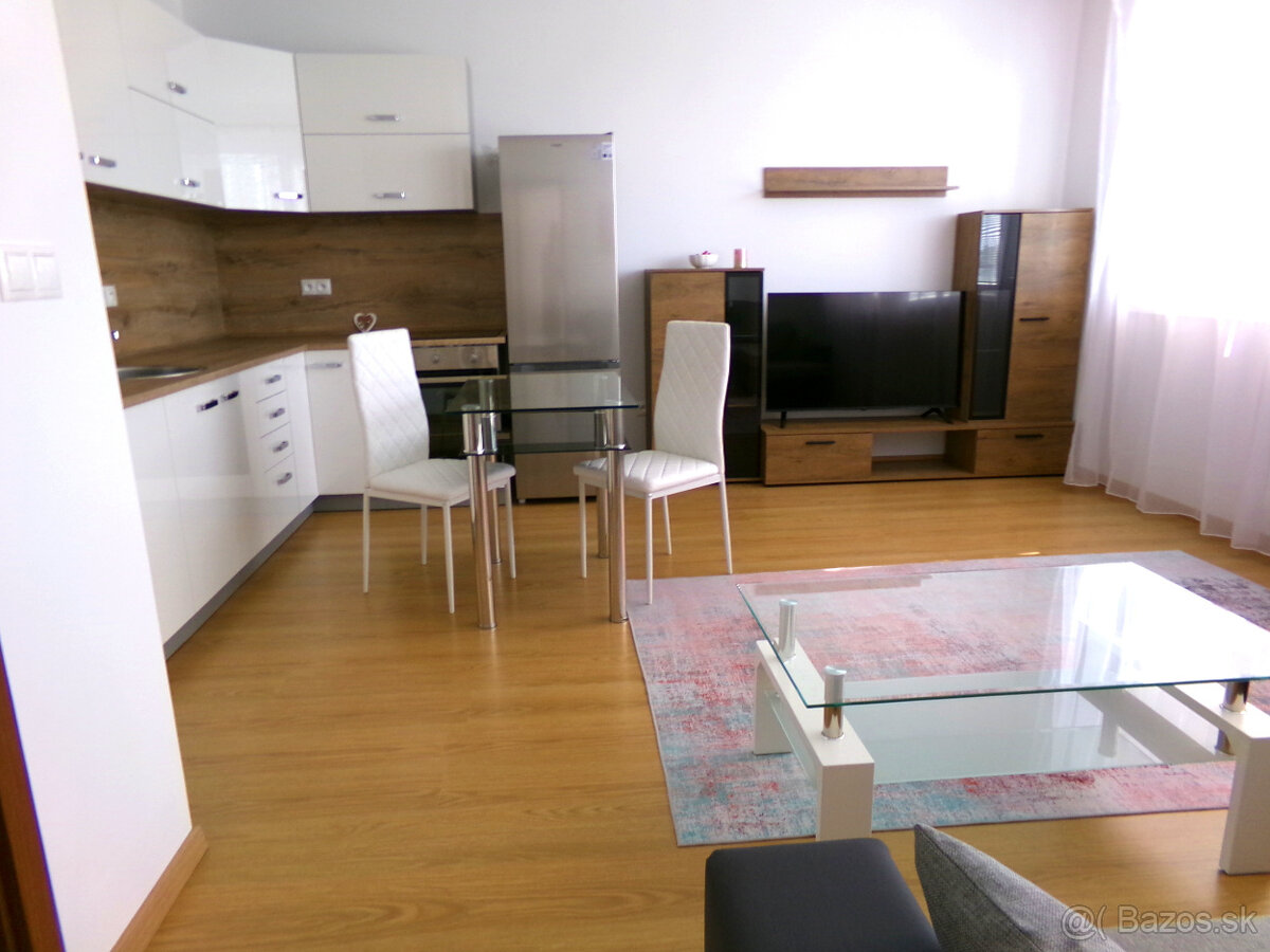 Novostavba pri Bratislave, 2 izb.byt, Terasa 6m, Len 1 sused - 10