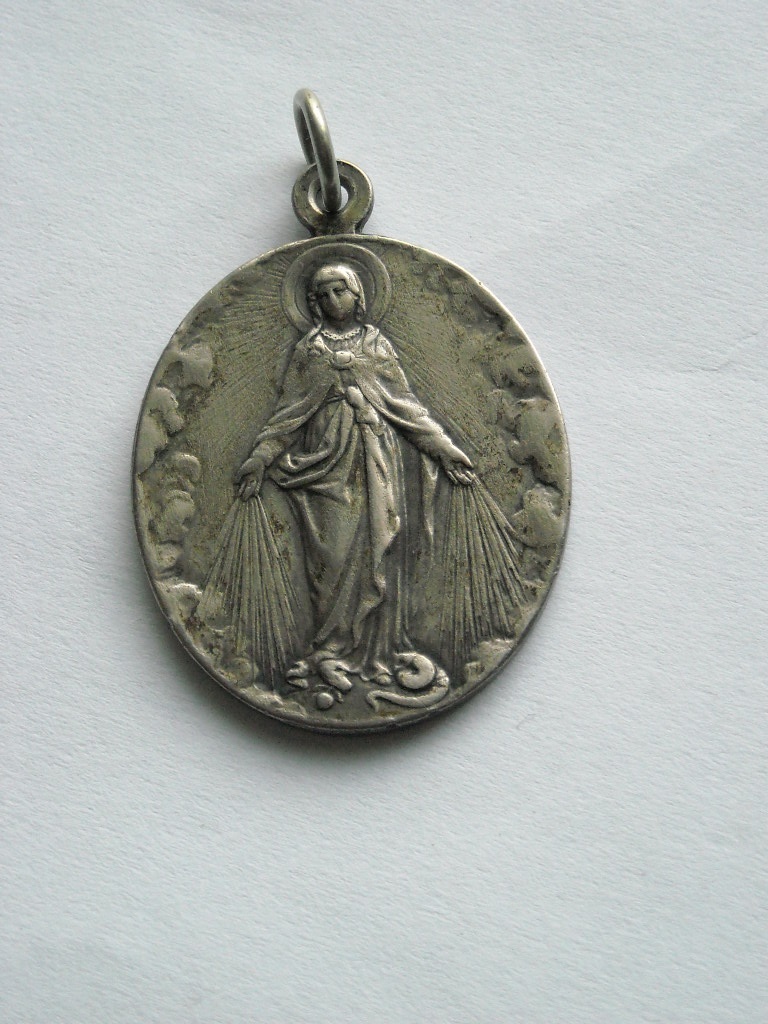 Medaily svätcov a Starožitné sväté obrázky na skle - 10