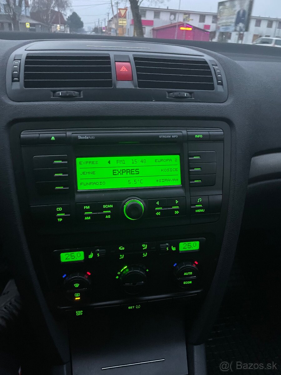 Škoda Octavia 2 obsah 1.9TDI 77kw r.v.2007 - 10