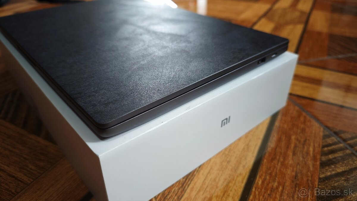 Xiaomi Mi Notebook Air 13.3" (i5-8250U, 8GB RAM) - 10