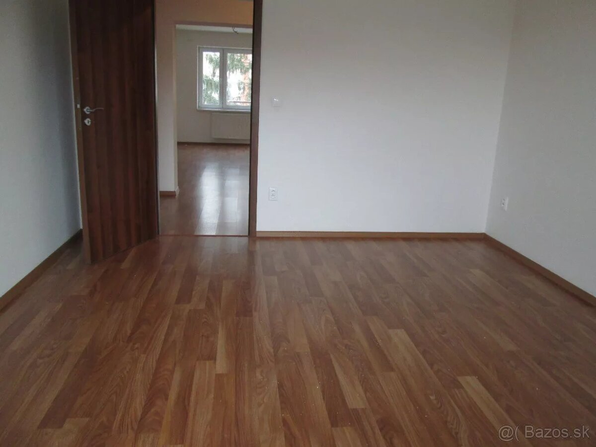 3 izbový byt s garážou na prenájom, Trenčín - Noviny - 10