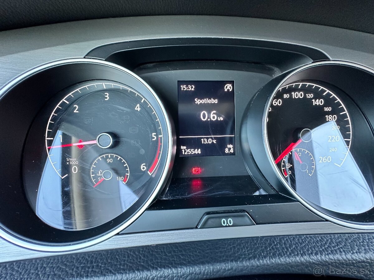 Volkswagen Golf 1.6 TDI Trendline - 10