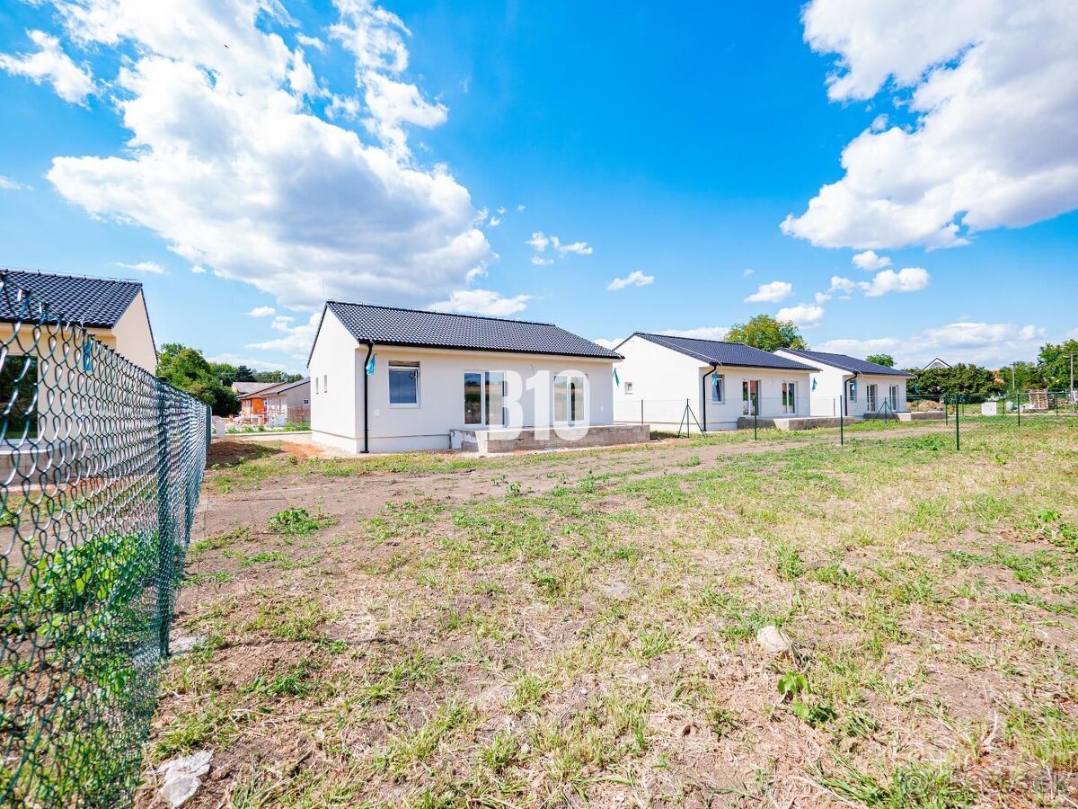 Rodinný dom v štandarde, tep. čerpadlo Šurany do 20 min. - 10